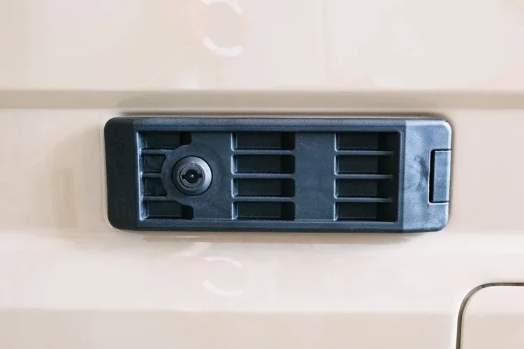 Utility-Hatch-4